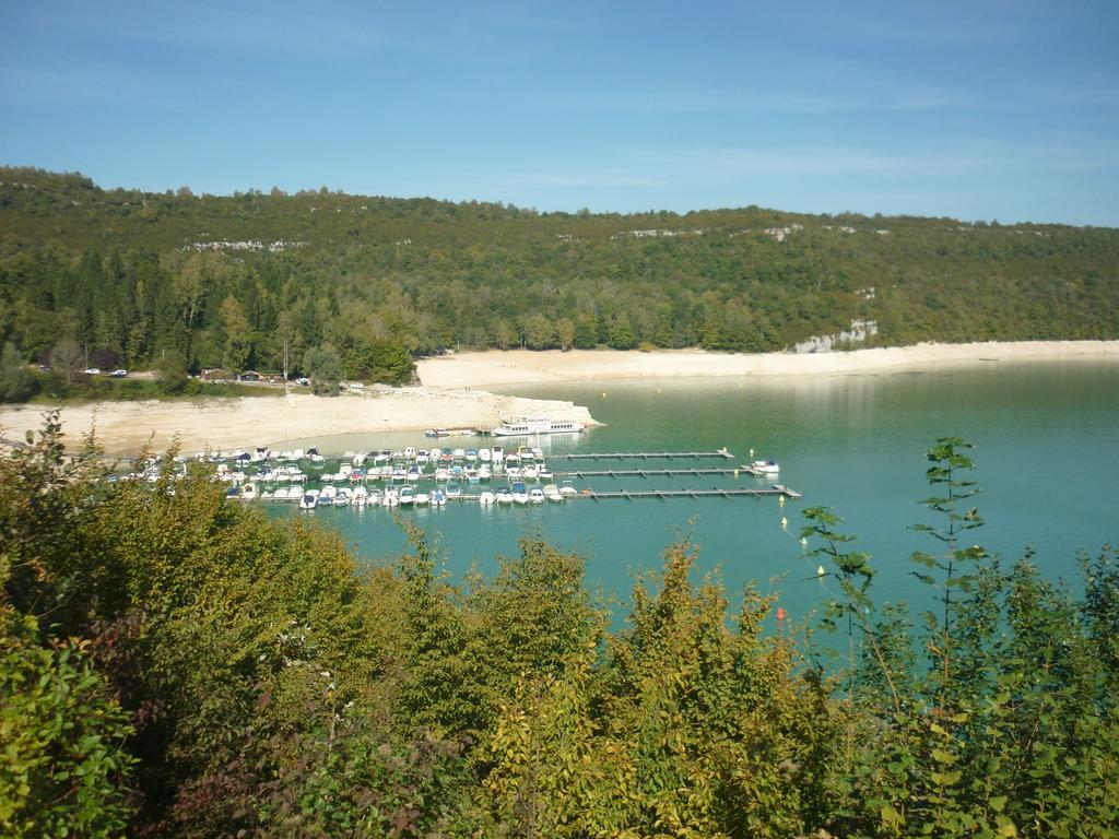 Hotel Restaurant La Chaumiere Du Lac Клерво-ле-Лак Экстерьер фото